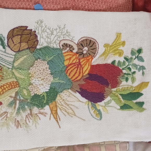 Amazing artwork embroidery.  Harvest Fall - Picture 4 of 4